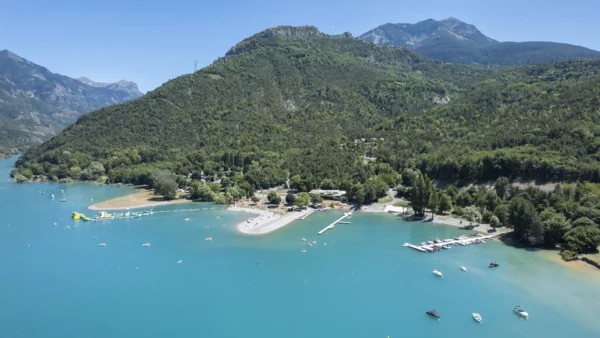 Entre lac et montagne